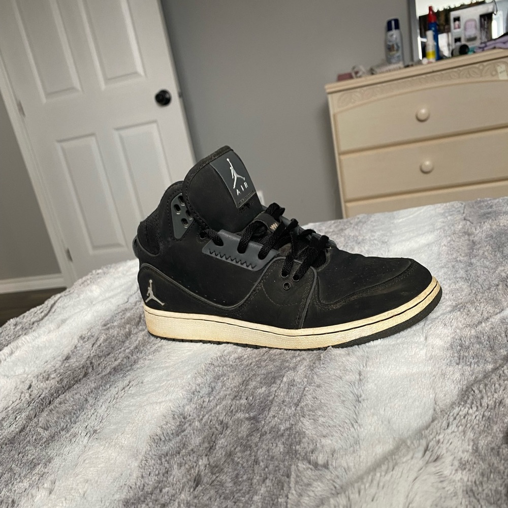 Jordan 1 Flight 2 GB